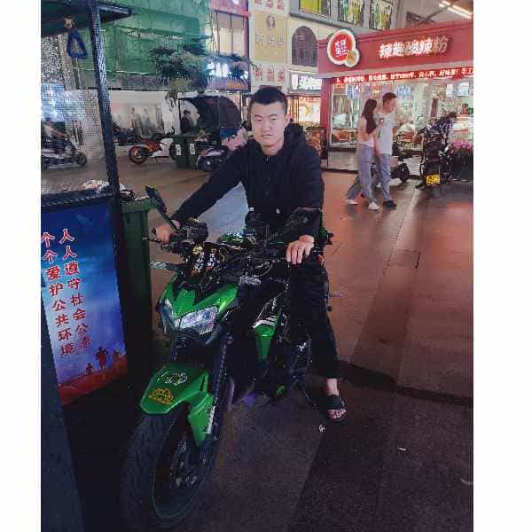 29岁岁山东单身帅哥 - 滁州吉缘网