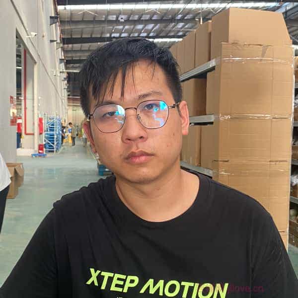 30岁岁广东单身帅哥 - 滁州吉缘网